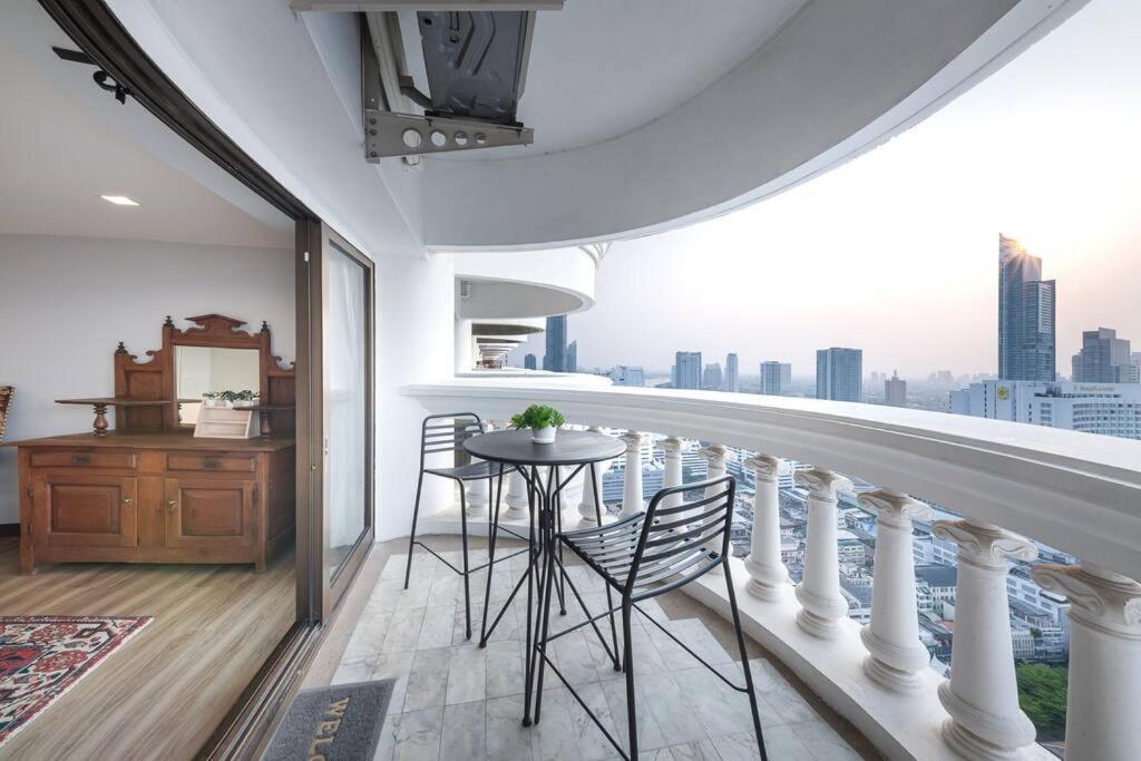 Central Bangkok, 5 Stars River View & Characteristic Decor Екстериор снимка